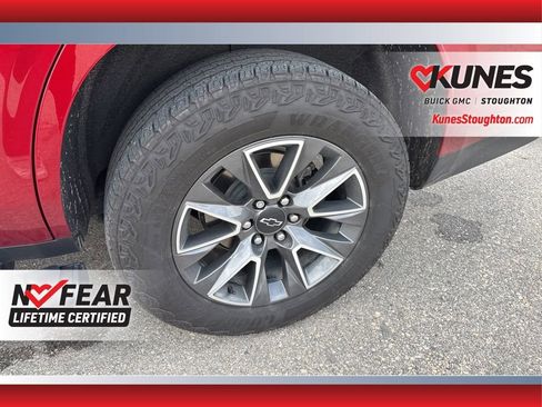 Used 2024 Chevrolet Tahoe Z71 image 18