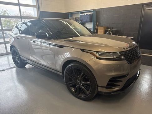 Used 2023 Land Rover Range Rover Velar R-Dynamic S image 5