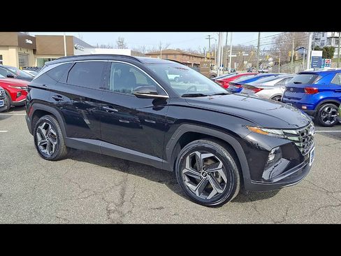 Used 2023 Hyundai Tucson Limited image 2