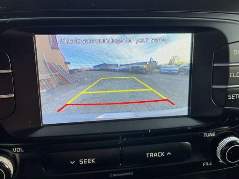 Used 2019 Kia Soul EV image 14