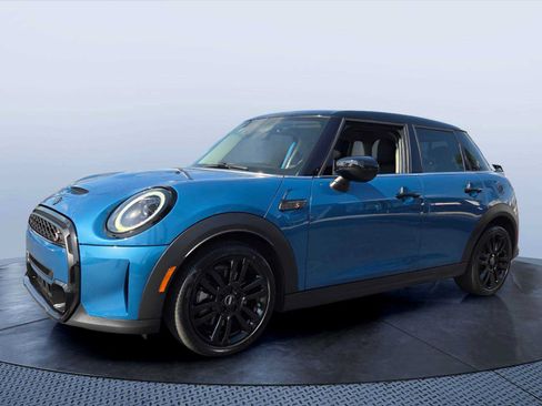 Used 2024 MINI Cooper S FWD image 2