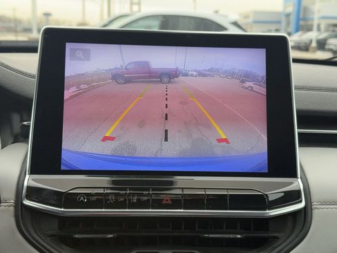 Used 2022 Jeep Compass Limited image 22