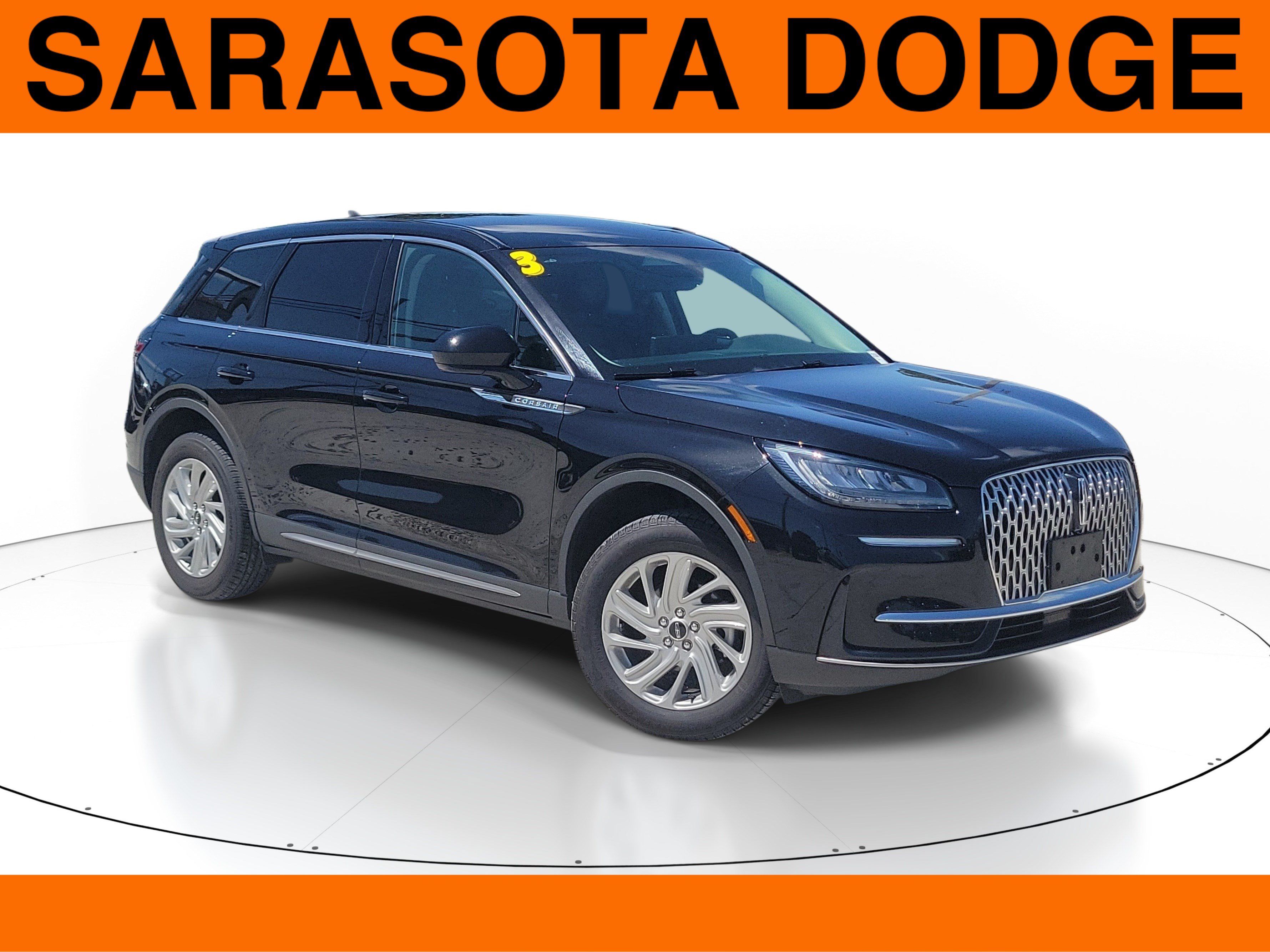 Used 2023 Lincoln Corsair AWD image 1