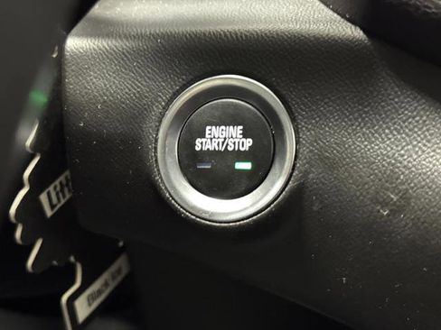 Used 2019 GMC Terrain SLE w/ Driver Convenience Package image 22