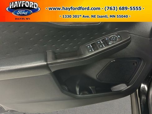 Used 2020 Ford Escape Titanium image 15