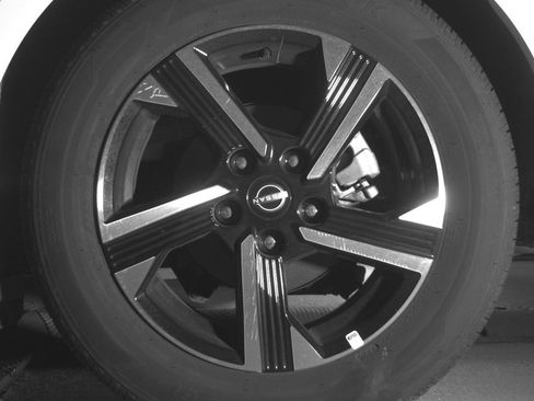 Used 2025 Nissan Sentra SV image 14