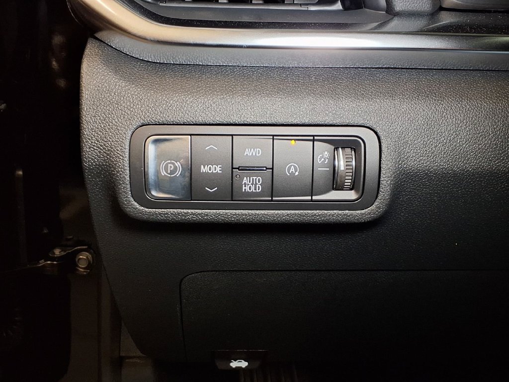 New 2026 GMC Terrain Denali w/ LPO, Black Badging Package AWD/4WD image 17