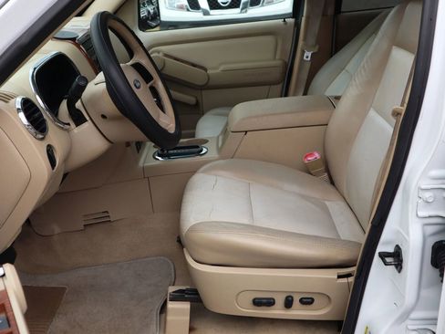Used 2006 Ford Explorer Eddie Bauer RWD image 10