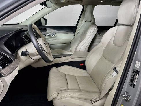 Used 2024 Volvo XC90 B6 Ultimate w/ Lounge Package AWD/4WD image 8