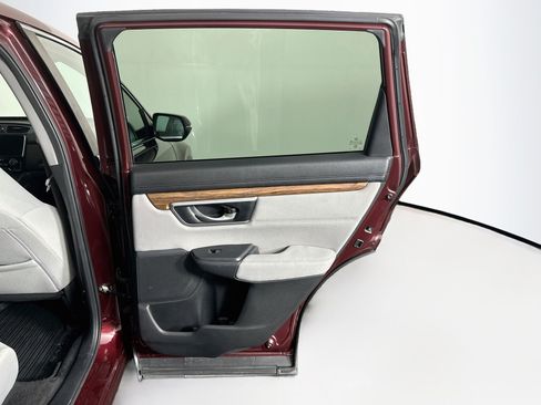 Used 2017 Honda CR-V EX image 30