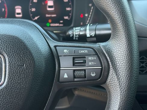 Used 2025 Honda Accord LX image 17