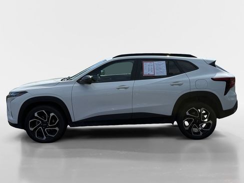 Used 2024 Chevrolet Trax RS w/ Driver Confidence Package image 7