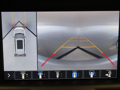 Used 2020 GMC Terrain Denali w/ Denali Premium Package image 31