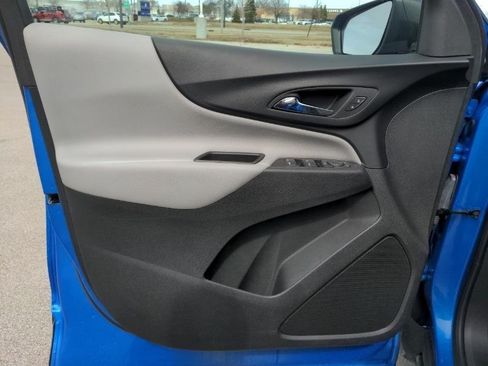 Used 2024 Chevrolet Equinox LS FWD image 9