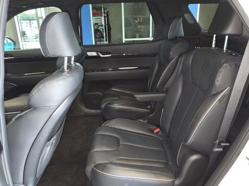 Used 2025 Hyundai Palisade Calligraphy FWD image 23
