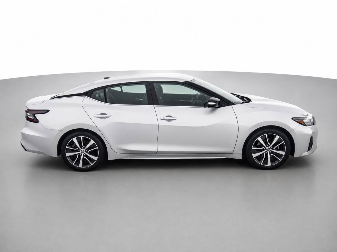 Used 2020 Nissan Maxima SV FWD image 4