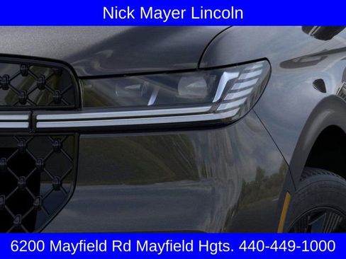 New 2025 Lincoln Navigator Reserve w/ Jet Appearance Package image 18