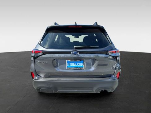 Used 2026 Subaru Forester Premium AWD/4WD image 5