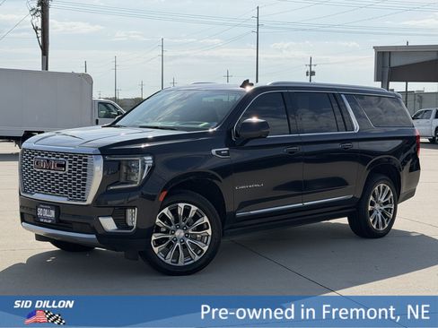 Certified 2023 GMC Yukon XL Denali AWD/4WD image 1