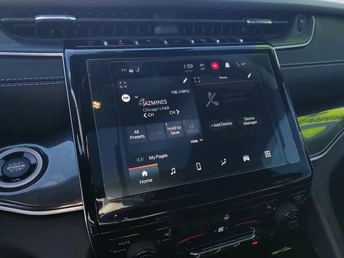 Used 2023 Jeep Grand Cherokee L Altitude image 20