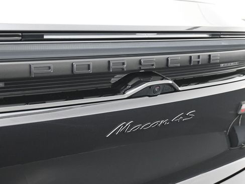 New 2026 Porsche Macan 4S Electric AWD/4WD image 14