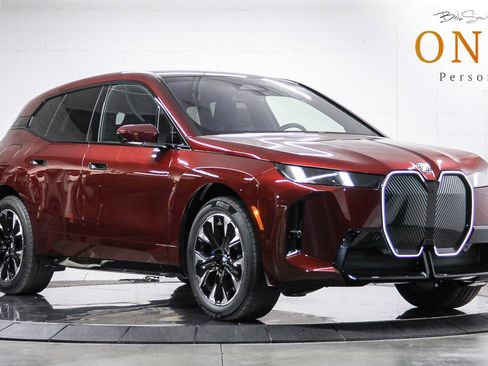 New 2026 BMW iX xDrive45 w/ M Sport Package AWD/4WD image 1