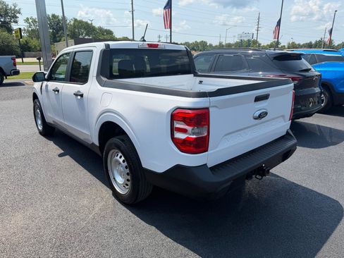 Used 2023 Ford Maverick XL FWD image 2