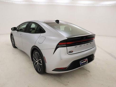 Used 2024 Toyota Prius XLE image 26