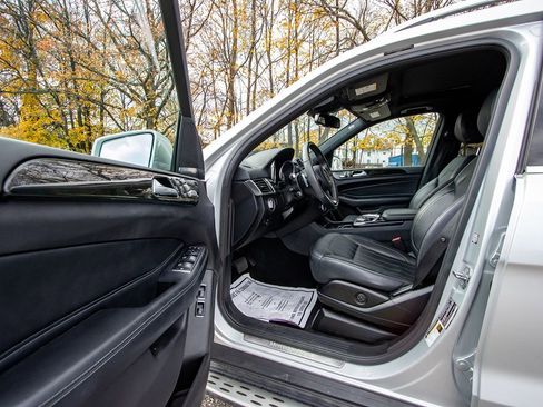 Used 2019 Mercedes-Benz GLS 450 4MATIC w/ Premium 1 Package image 8