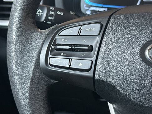 Certified 2026 Hyundai Venue SE FWD image 29