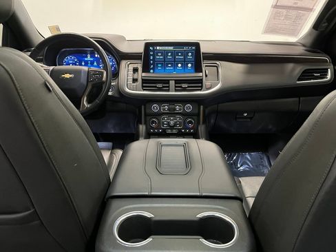 Used 2022 Chevrolet Tahoe High Country AWD/4WD image 16