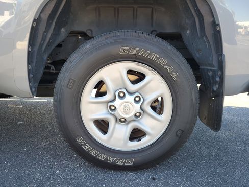 Used 2020 Toyota Tundra SR5 image 8