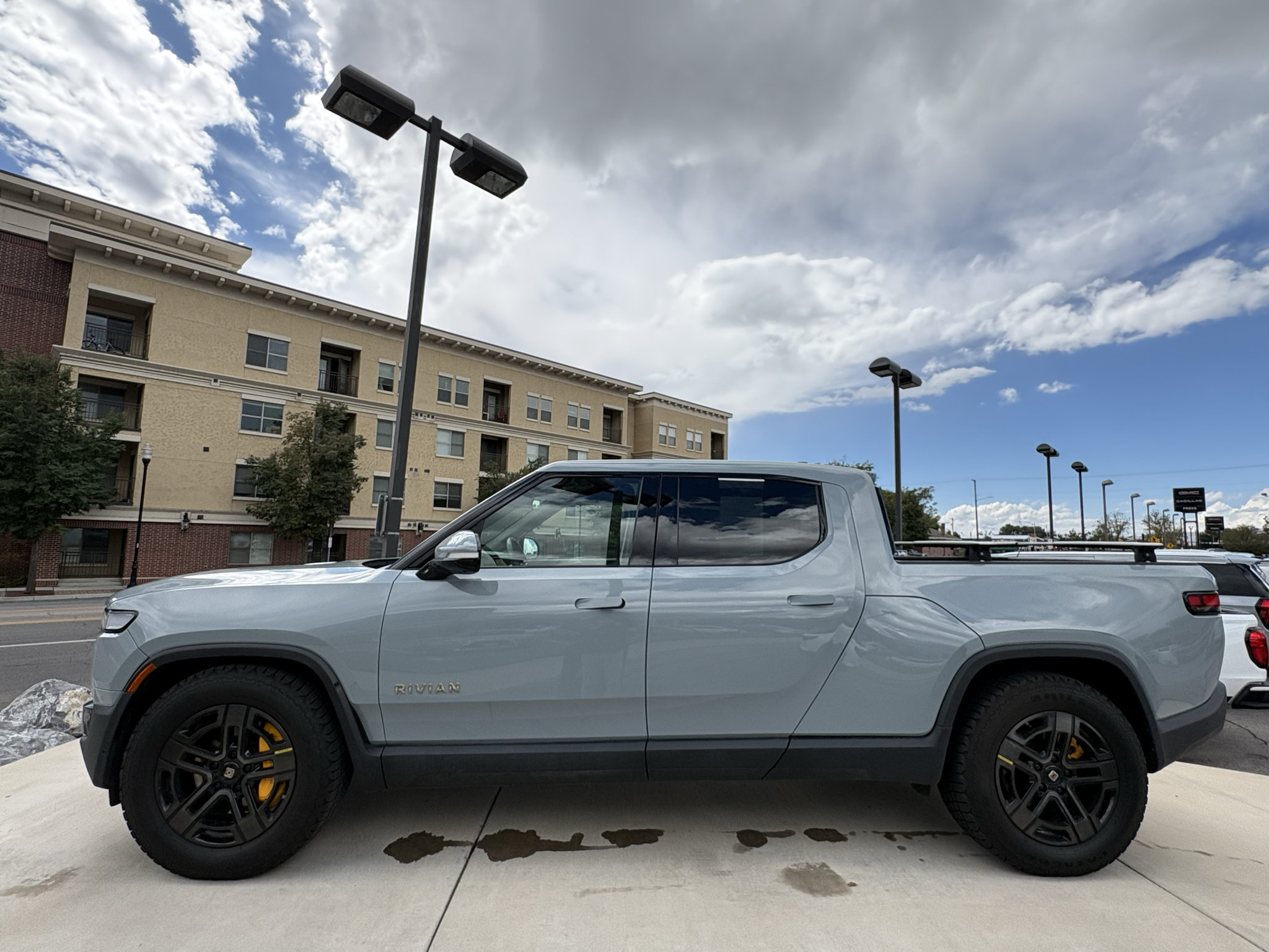 Used 2023 Rivian R1T Adventure Quad AWD/4WD image 14