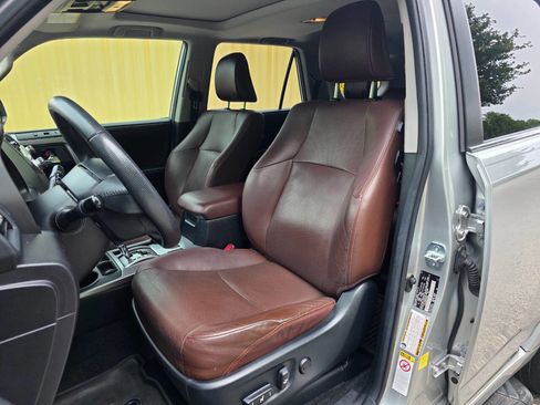 Used 2017 Toyota 4Runner Limited RWD image 13