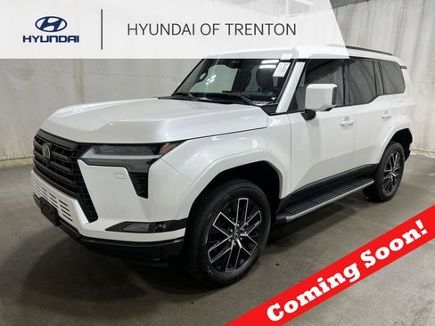 Used 2024 Lexus GX 550 w/ Accessory Package (2T) AWD/4WD image 1
