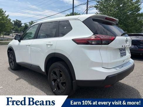 New 2026 Nissan Rogue SV w/ Cold Weather Package AWD/4WD image 6