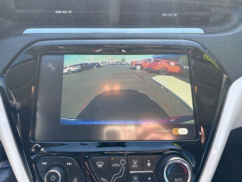 Used 2017 Chevrolet Bolt LT image 24