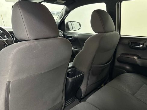 Certified 2018 Toyota Tacoma TRD Sport image 25