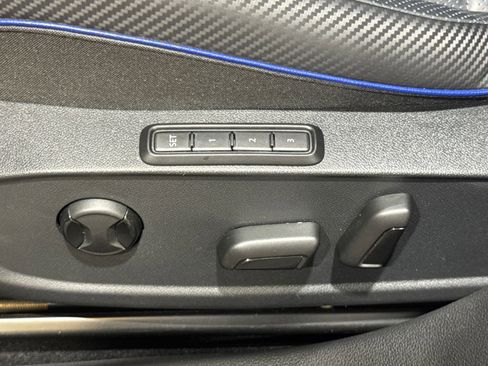 Used 2024 Volkswagen Golf R AWD/4WD image 23