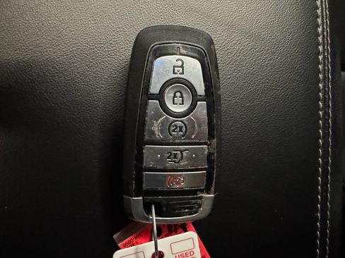 Used 2023 Ford Explorer XLT w/ Equipment Group 202A AWD/4WD image 17