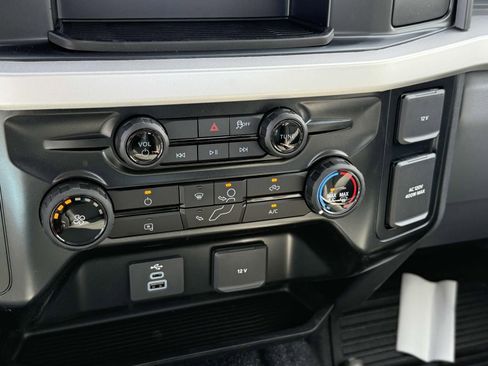 New 2025 Ford F250 XL w/ XL Chrome Package image 15