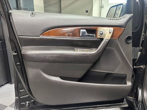 Used 2014 Lincoln MKX AWD w/ Equipment Group 101A image 13