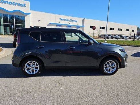 Used 2024 Kia Soul LX w/ Option Group 015 image 11