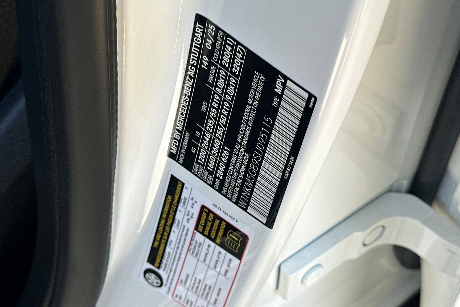 Certified 2025 Mercedes-Benz GLC 350e 4MATIC image 31