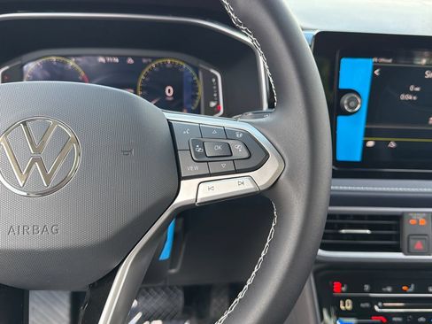 New 2026 Volkswagen Taos SEL AWD/4WD image 19