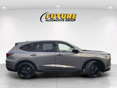 Used 2023 Acura MDX A-Spec image 3