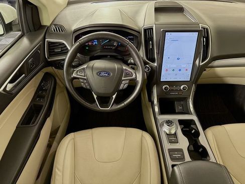 Used 2022 Ford Edge Titanium w/ Equipment Group 301A AWD/4WD image 24