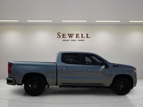 Used 2025 Chevrolet Silverado 1500 RST image 6