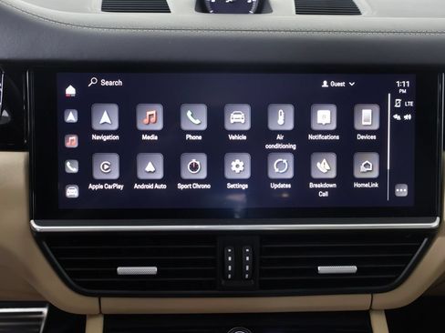 Certified 2023 Porsche Cayenne S AWD/4WD image 13