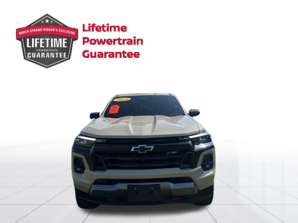 Used 2024 Chevrolet Colorado Z71 w/ Z71 Convenience Package 2 AWD/4WD image 2